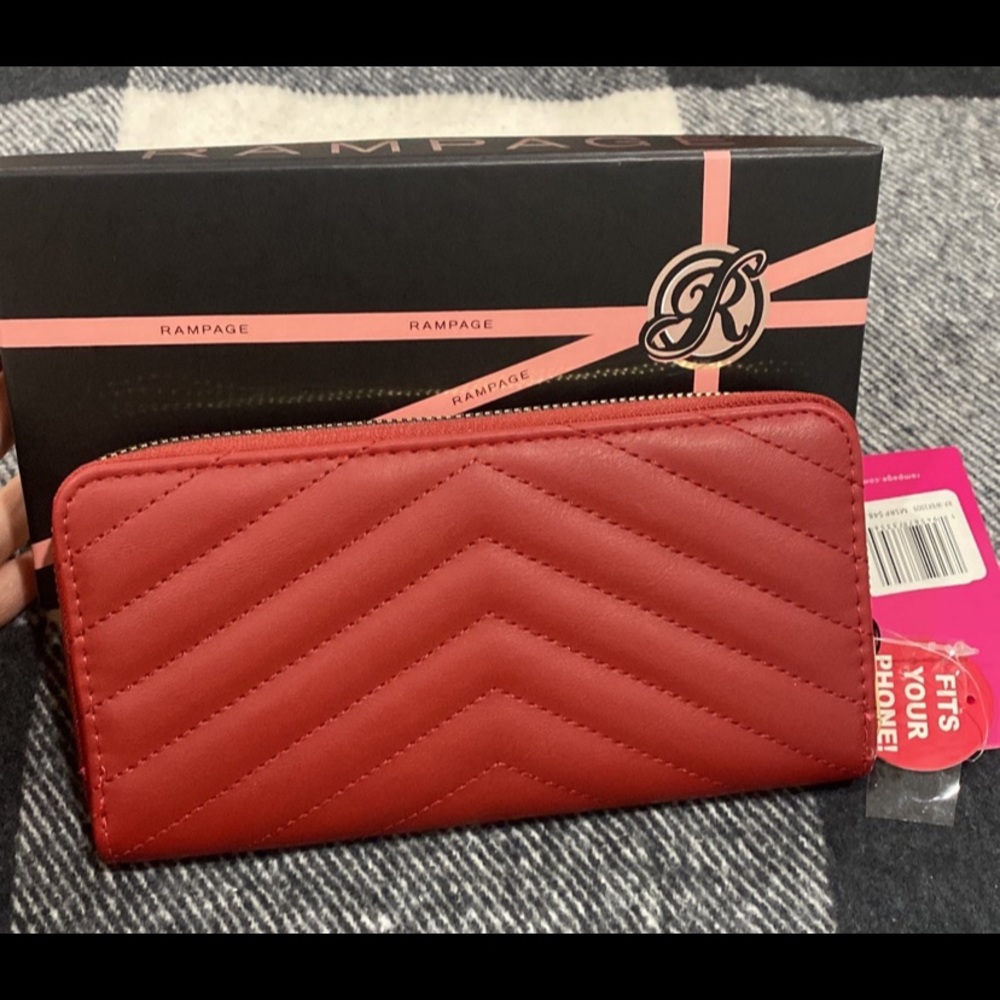 Rampage Red Wallet - Picture 2 of 3